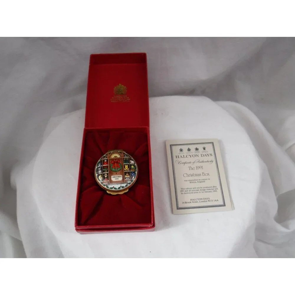 Enamel Box,‎ Halcyon Days, Christmas 1991, Snuff Box, Pill Box, Jewelry box,